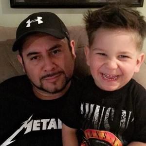 Meet your Posher, Javier